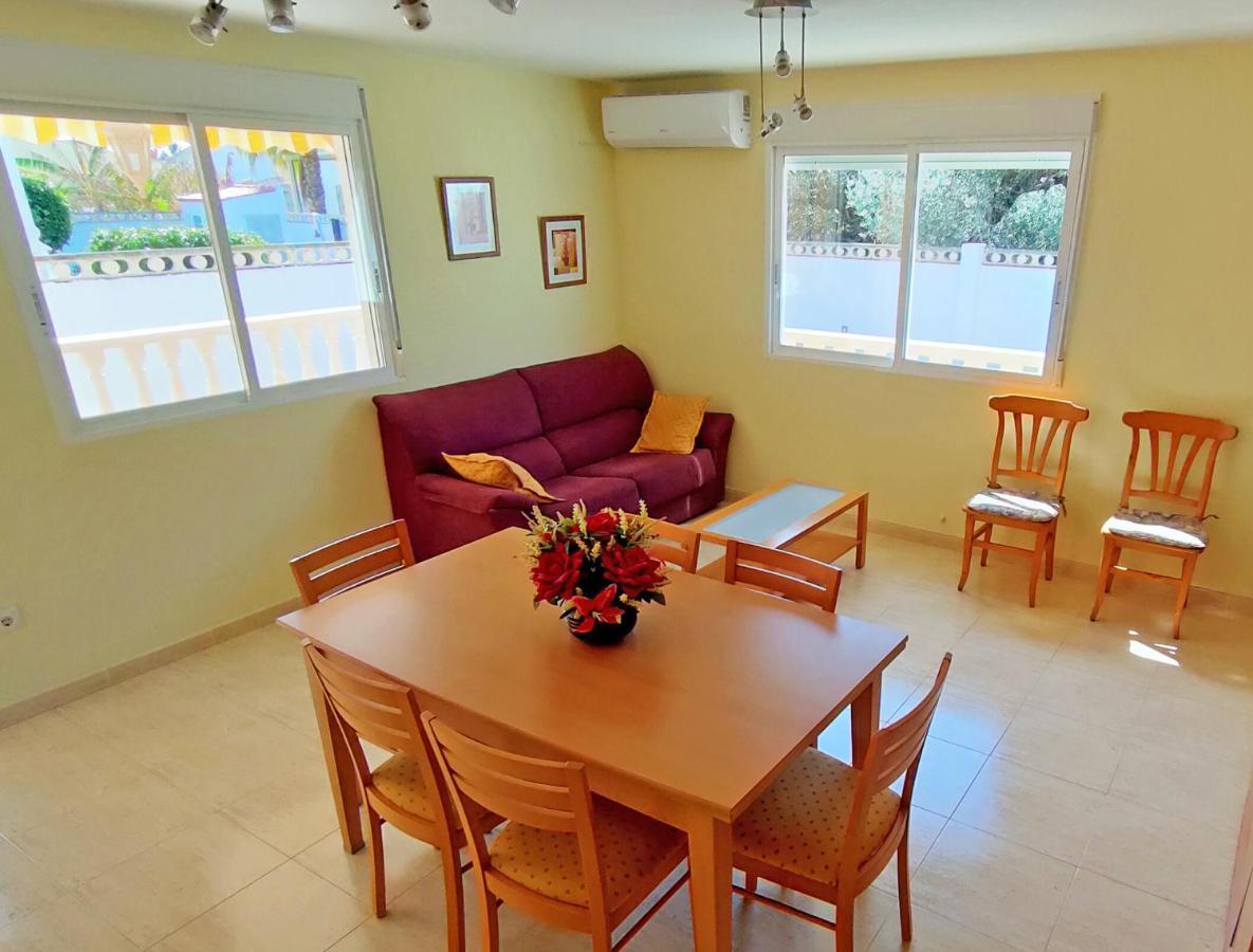 Xalet Amb Piscina Privada A Vinaros Villa Exteriör bild